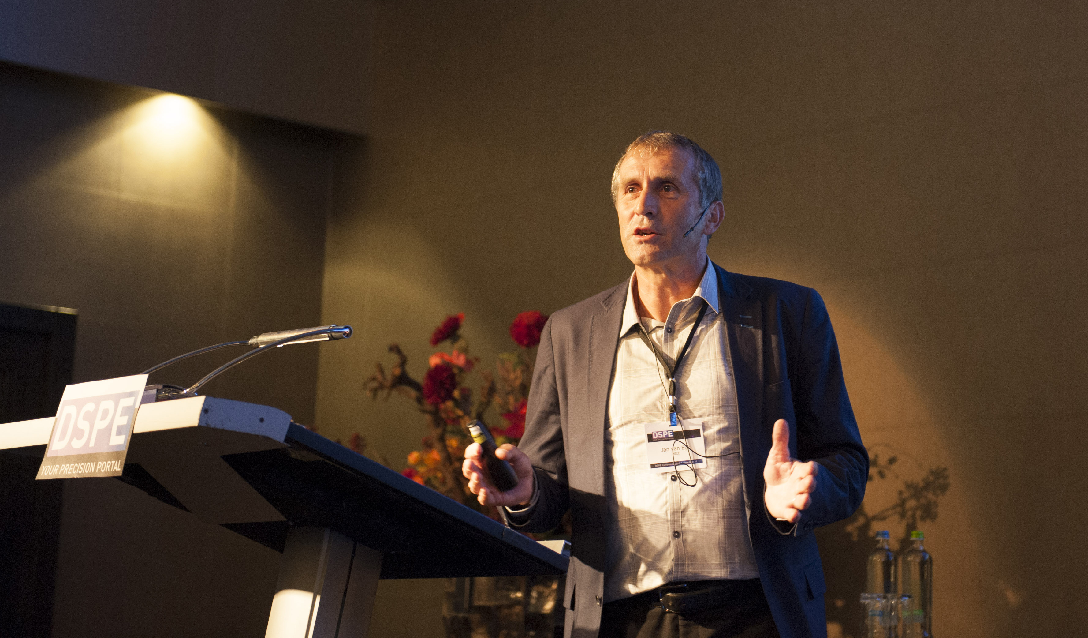 Jan van Eijk speaks at the 2014 DSPE Conference on Precision Mechatronics